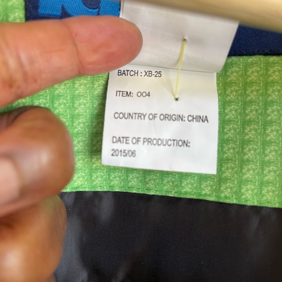 Iceberg men’s medium lime green snow winter jacket with detachable hood used y2k - Picture 14 of 14